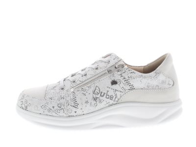 Van Schijndel Schoenen levert FinnComfort schoenen op die perfecte  ondersteuning bieden.